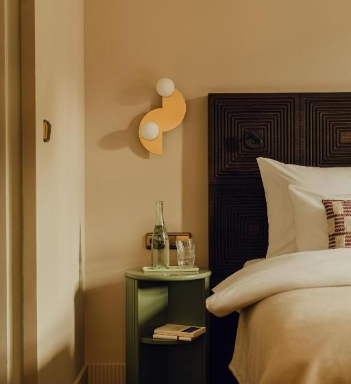 اتاق استاندارد, Zum Hirschen Salzburg