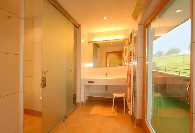 Huoneisto 1 Makuuhuone, Landhotel Kielhuberhof