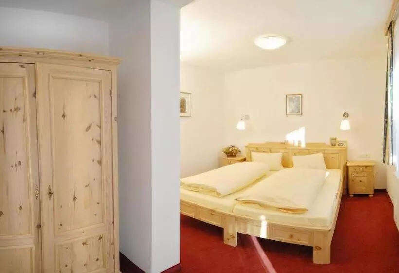 Huoneisto 1 Makuuhuone, Landhotel Kielhuberhof
