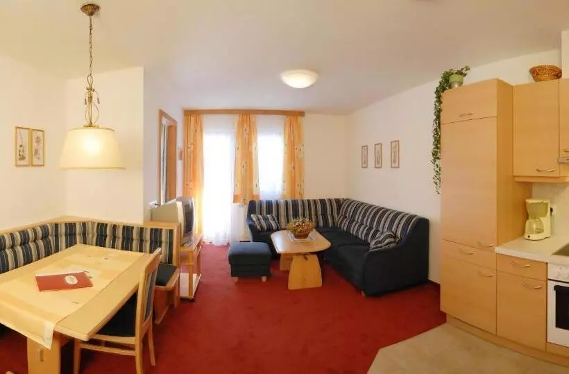 Huoneisto 1 Makuuhuone, Landhotel Kielhuberhof