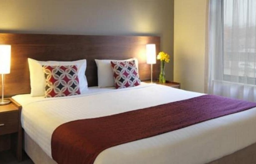 استودیوی استاندارد, Quest Albury