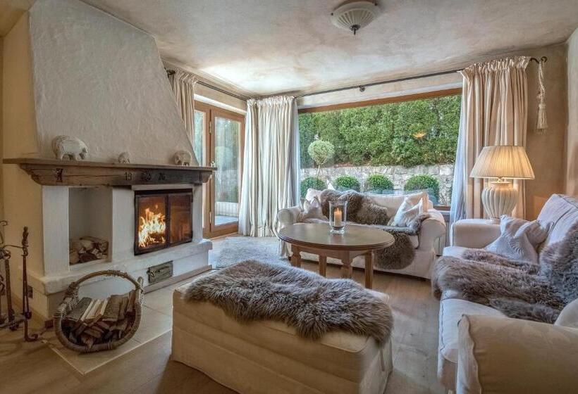 جناح, Romantik Hotel Alpenblick Ferienschlössl