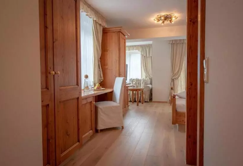 景色の見えるスーペリアルーム, Romantik Hotel Alpenblick Ferienschlössl