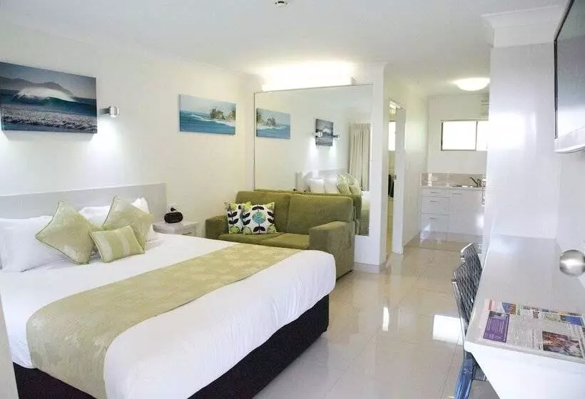سوییت, Bay Motel
