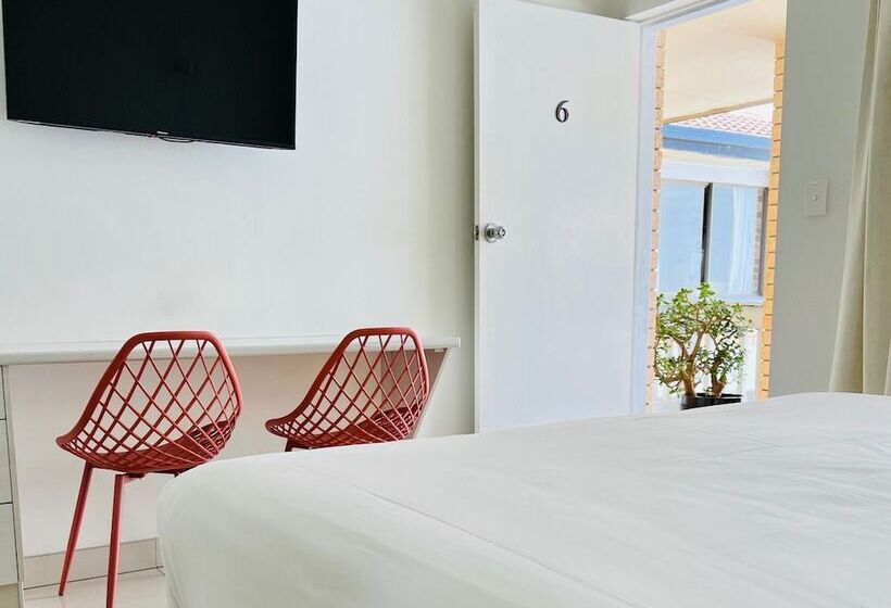 标准间, Bay Motel