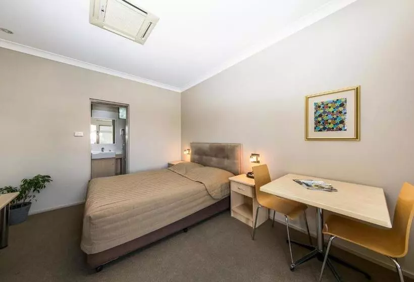 スタンダードルーム, Cessnock Motel