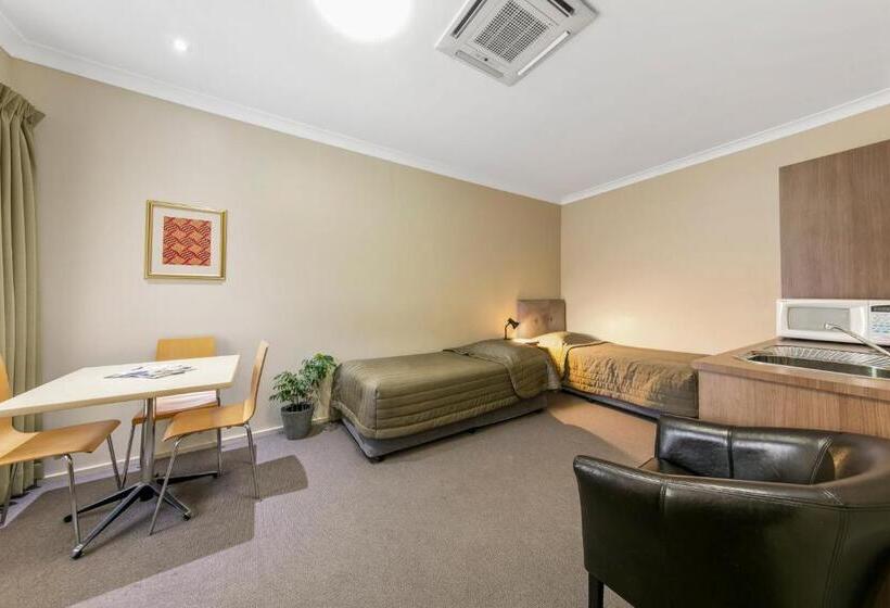 Quarto Familiar, Cessnock Motel