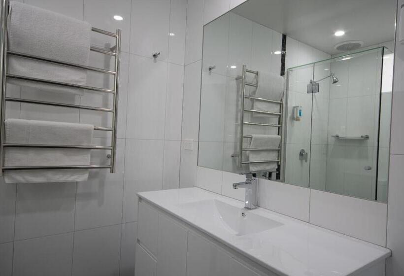 デラックスルーム, Hamilton Lonsdale Motel