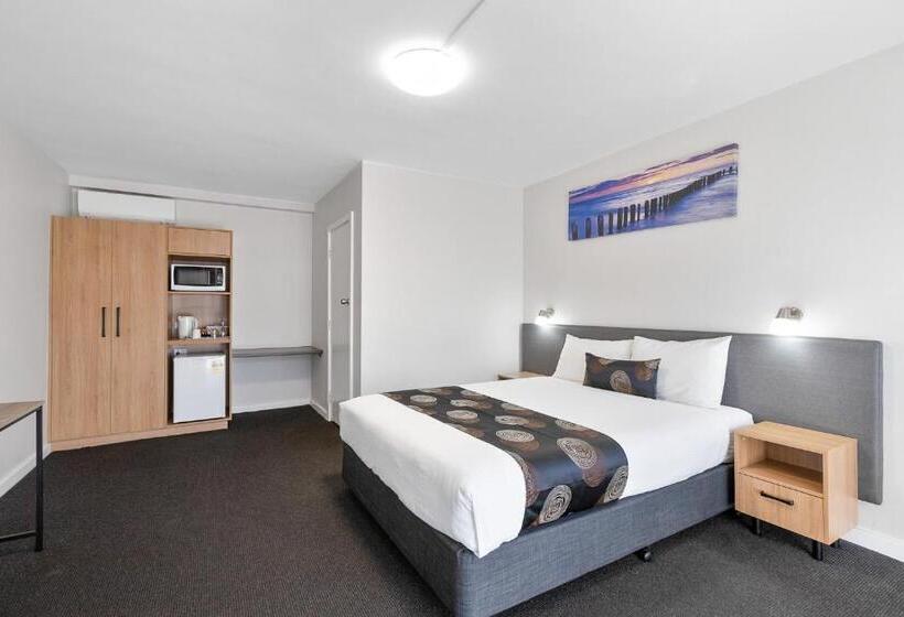 스탠다드 룸, Hilton Beachfront Motel