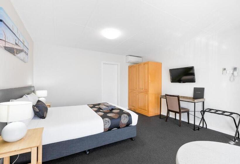 חדר סופריור, Hilton Beachfront Motel