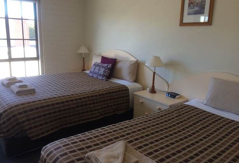 수피리어 룸, Ambassador Motor Inn