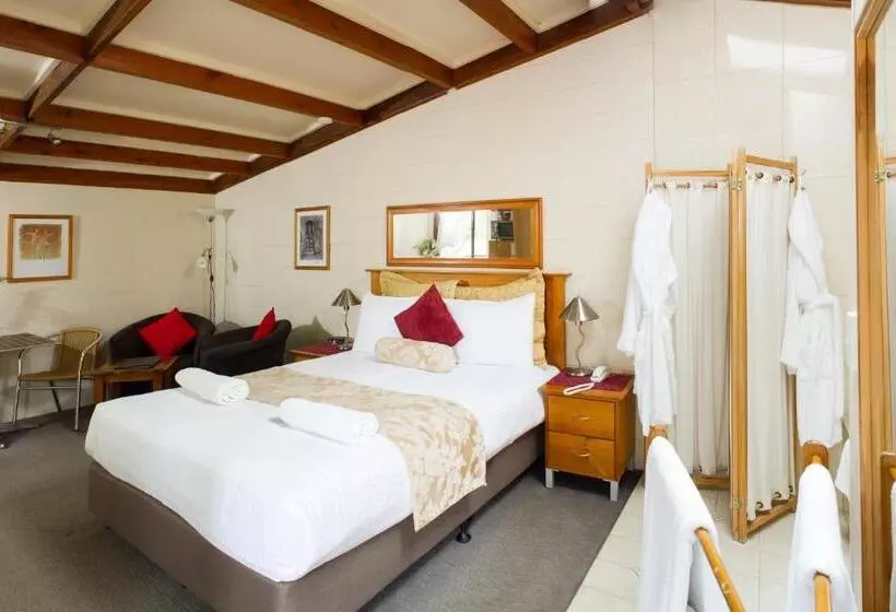 Sviitti Poreallas, Blackheath Motor Inn