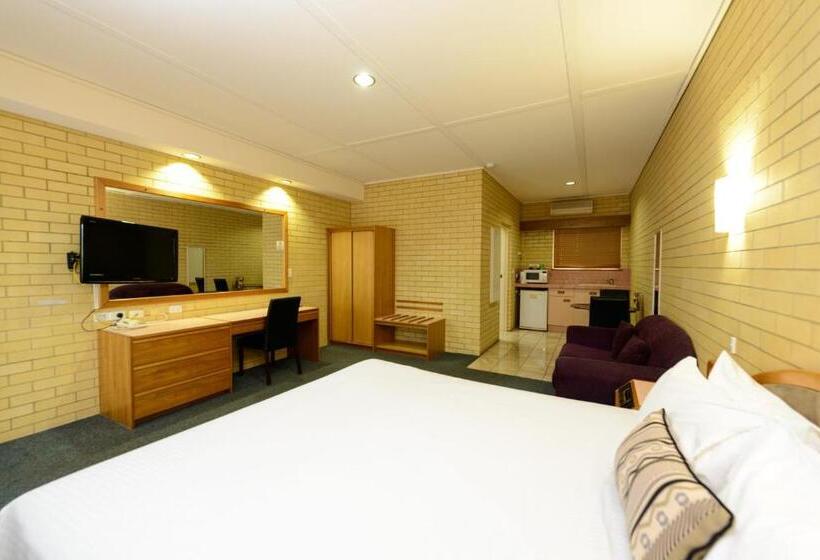 اتاق اجرایی, Bundaberg International Motor Inn