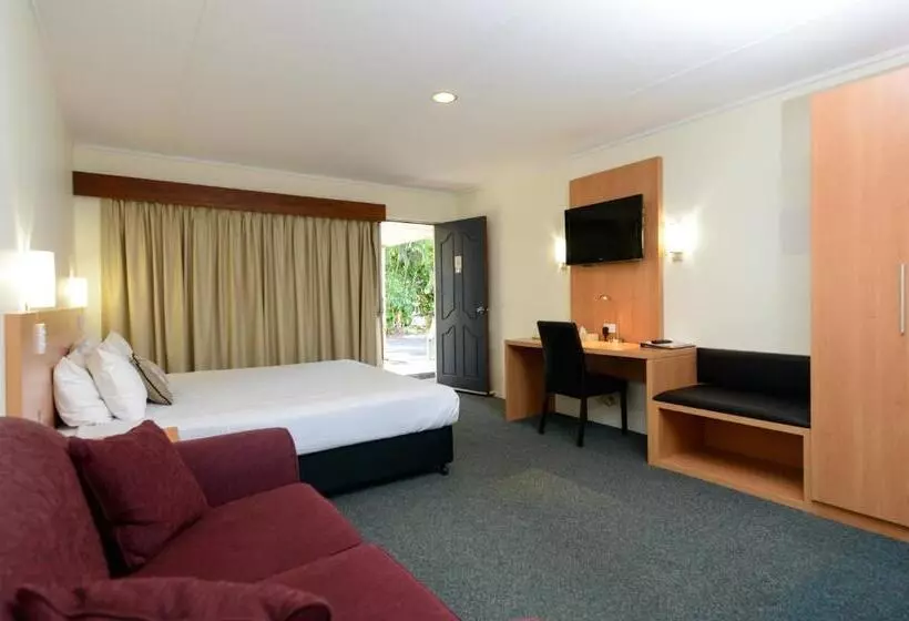 اتاق اجرایی, Bundaberg International Motor Inn