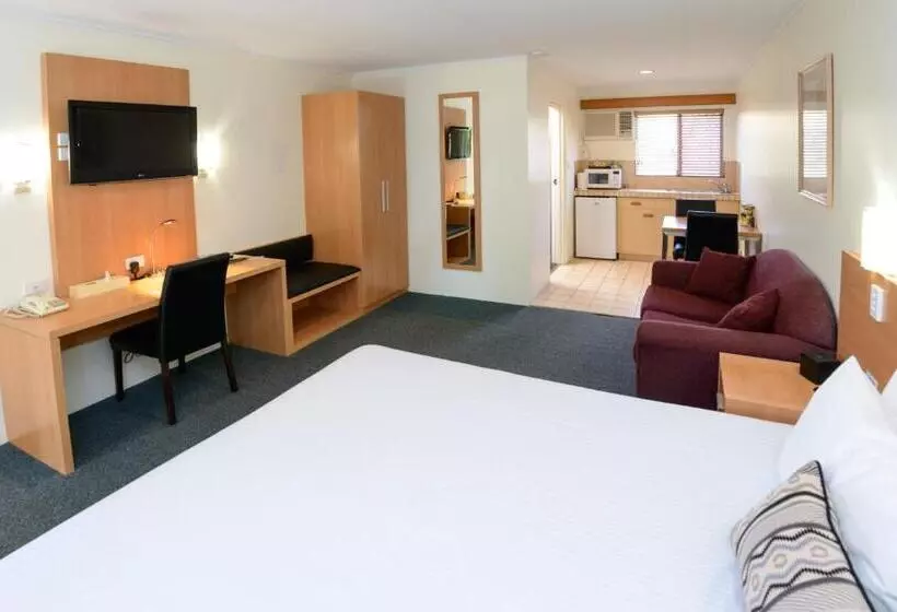 اتاق اجرایی, Bundaberg International Motor Inn