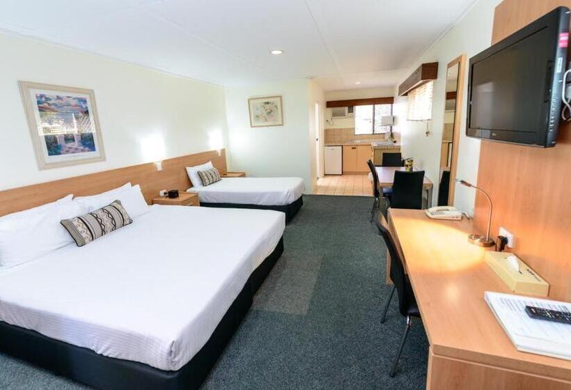 اتاق خانوادگی, Bundaberg International Motor Inn