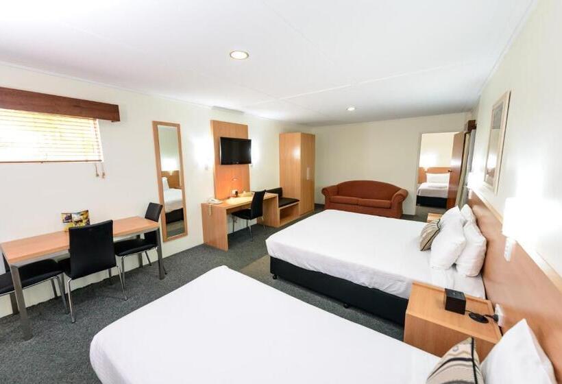 패밀리 룸, Bundaberg International Motor Inn