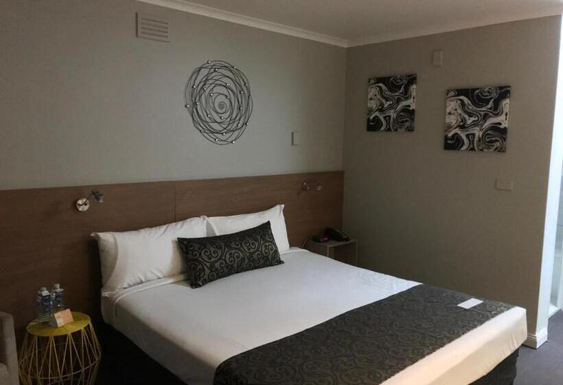 إستوديو قياسى سرير كينج, Burnie Central Townhouse