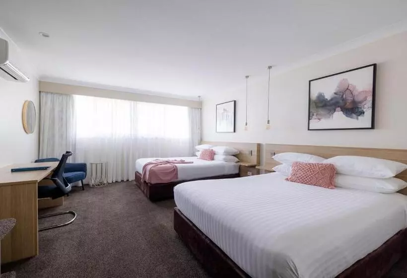اتاق استاندارد, Central Caleula Motor Lodge
