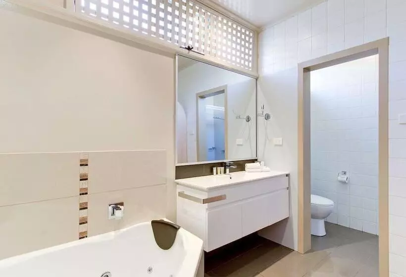 デラックスルーム, Comfort Inn & Suites Lakes Entrance