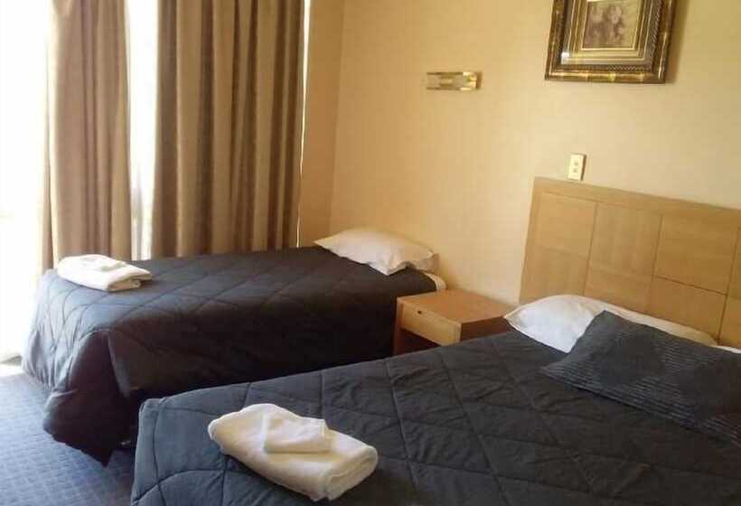 اتاق استاندارد, Desert Sand Motor Inn
