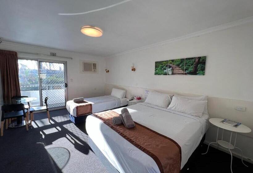 غرفة قياسية ثلاثية, Econo Lodge Rivervale