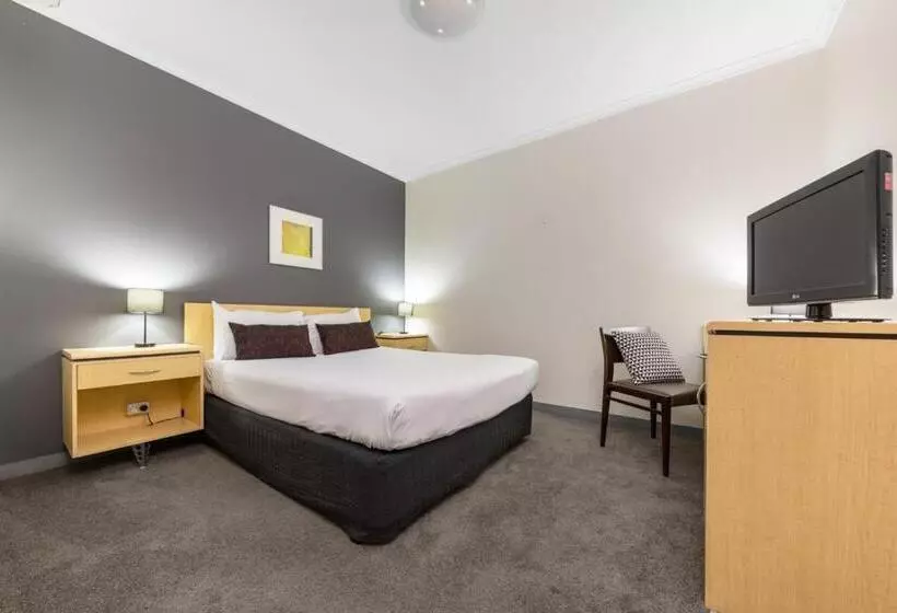 Junior Suite, Frontier Hotel Darwin