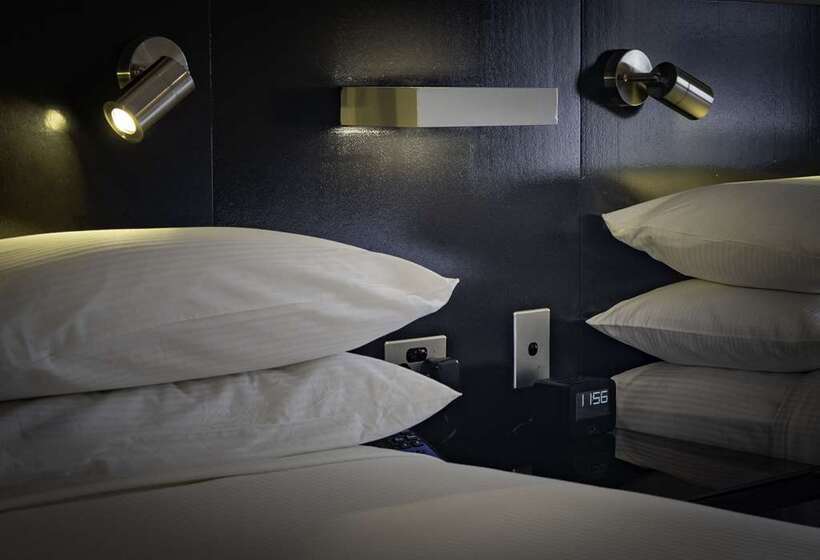스탠다드 룸, Hilton Cairns
