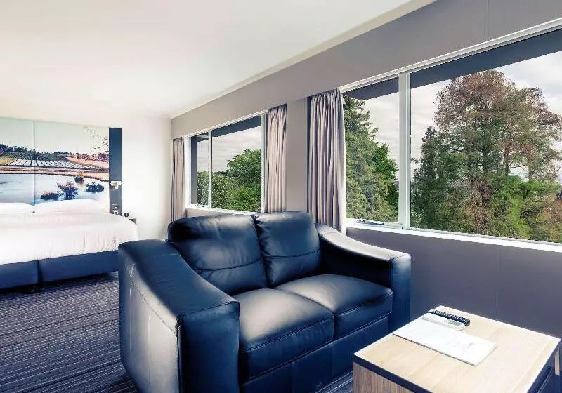 اتاق پرمیوم, Mercure Launceston