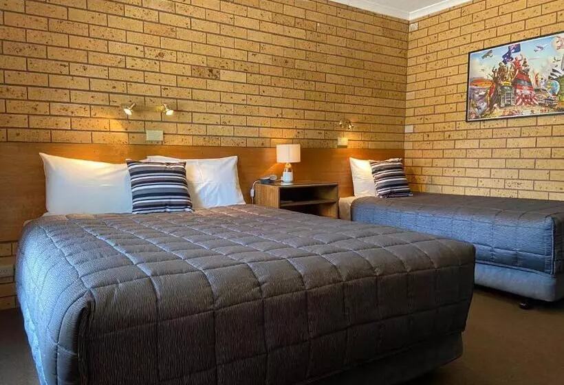 اتاق خانوادگی پایه, Newell Motor Inn Narrandera
