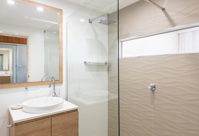 带海景的标准房, Noah S On The Beach