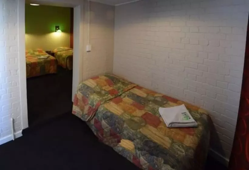 اتاق خانوادگی, The Palace Hotel Kalgoorlie