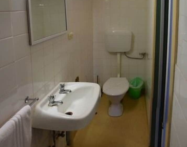 스탠다드 룸, The Palace Hotel Kalgoorlie