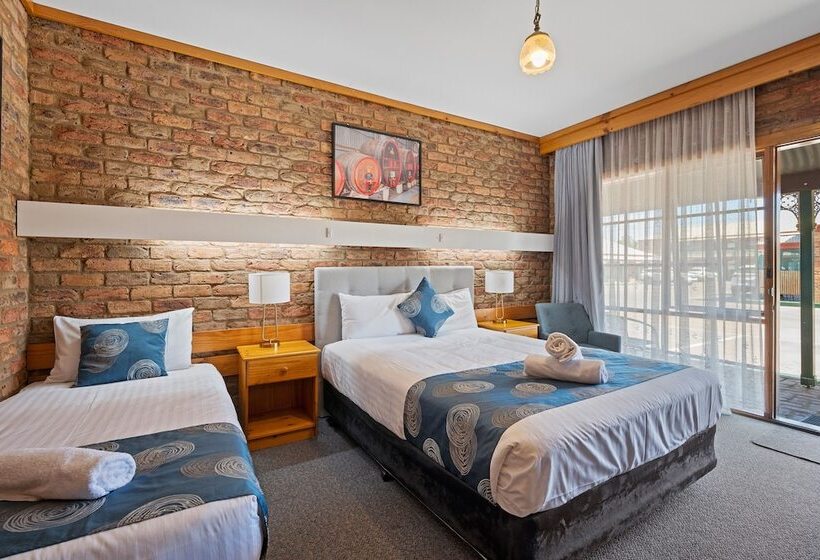 غرفة قياسية, The Settlement Historic