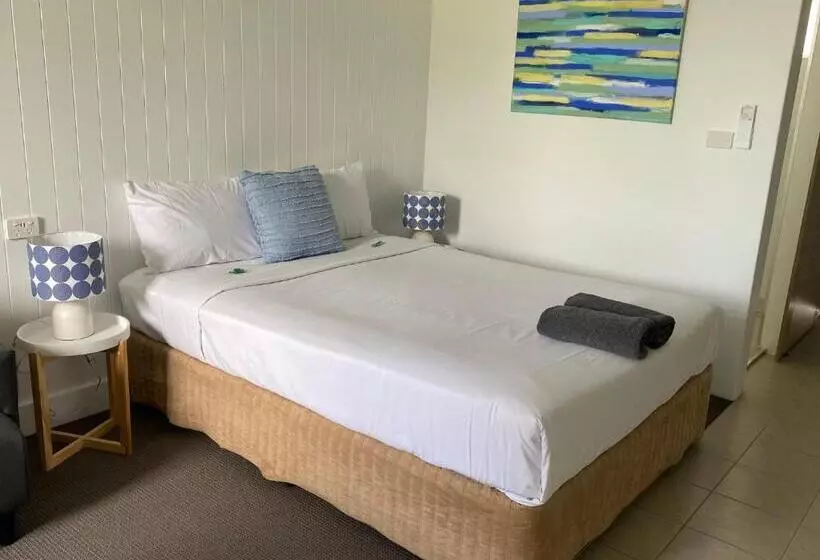 デラックスルーム, Kingston Lobster Motel