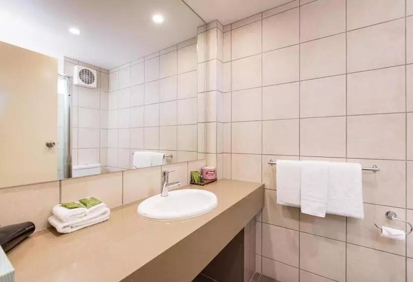 اتاق سوپریور سه تخته, Mildura Inlander Resort