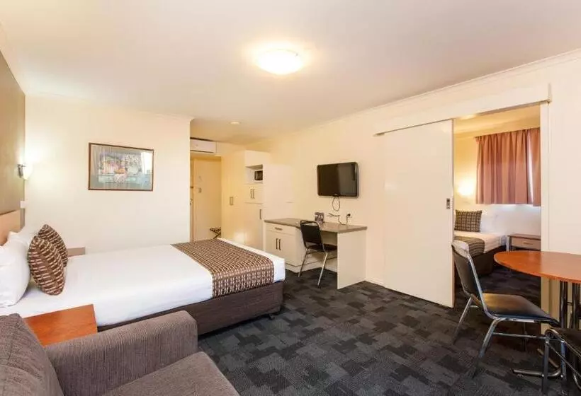 اتاق سوپریور سه تخته, Mildura Inlander Resort