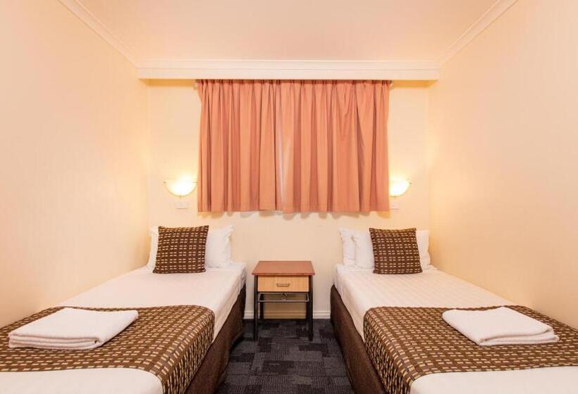 اتاق سوپریور سه تخته, Mildura Inlander Resort