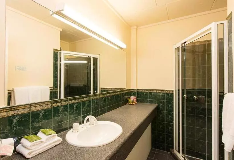 اتاق استاندارد با وان آب گرم, Mildura Inlander Resort