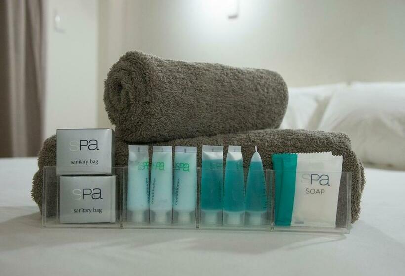 اتاق سوپریور, Roebuck Bay