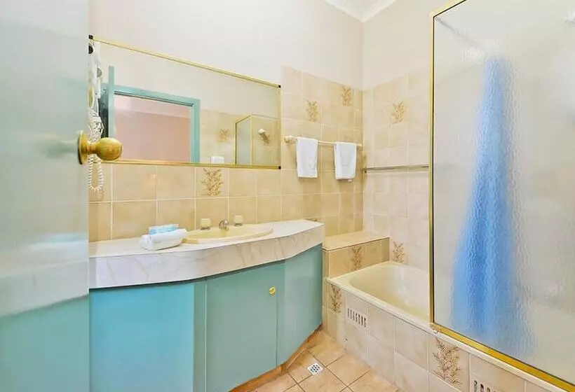اتاق خانوادگی, Mount Gambier International Motel