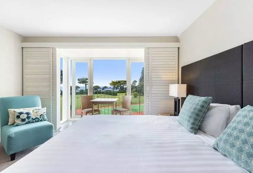 Camera Standard Vista Mare, Mantra Lorne