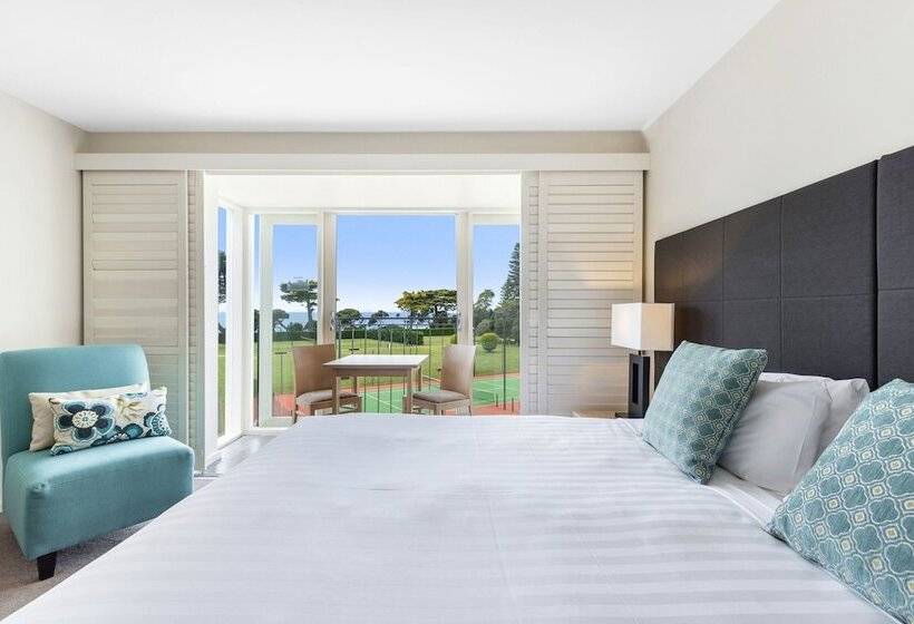 شقة من غرفة نوم واحدة متصلة, Mantra Lorne