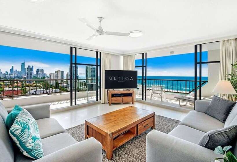 Superior 2-bedroom flat with sea view, Ultiqa Beach Haven On Broadbeach