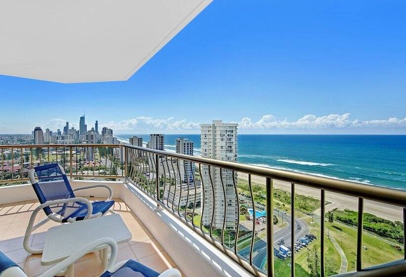 Superior 2-bedroom flat with sea view, Ultiqa Beach Haven On Broadbeach