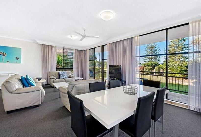 דירת 2 חדרי שינה עם נוף לבריכה, Ultiqa Beach Haven On Broadbeach