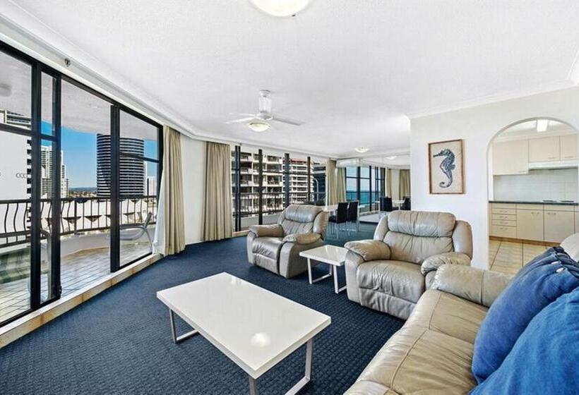 Superior 2-bedroom flat with sea view, Ultiqa Beach Haven On Broadbeach
