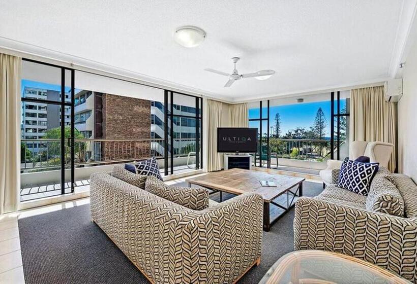 Апартаменты 2 спальни Вид на Бассейн, Ultiqa Beach Haven On Broadbeach