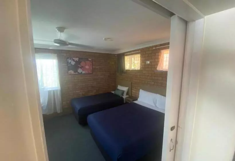 패밀리 스위트, Woongarra Motel