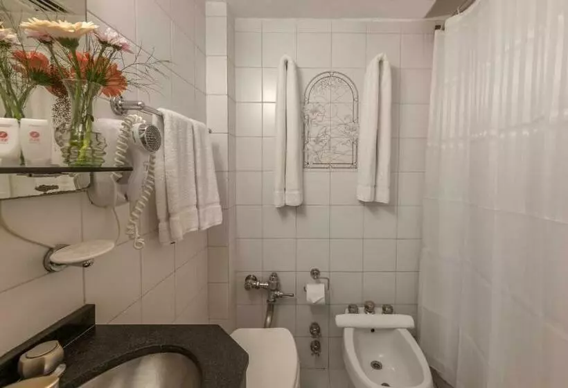 اتاق استاندارد, Exe Hotel Colón